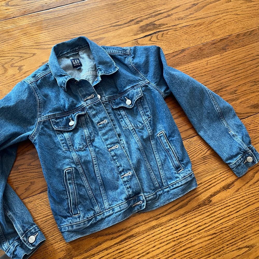 NWOT GAP Icon Denim Jacket in Medium Indigo | Size Medium